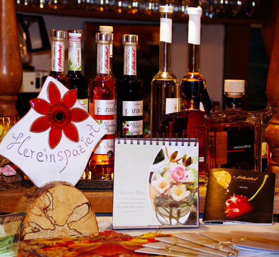 Traditionsgasthaus Goldener Loewe Riesa Restaurant & Pension Eksteriør billede
